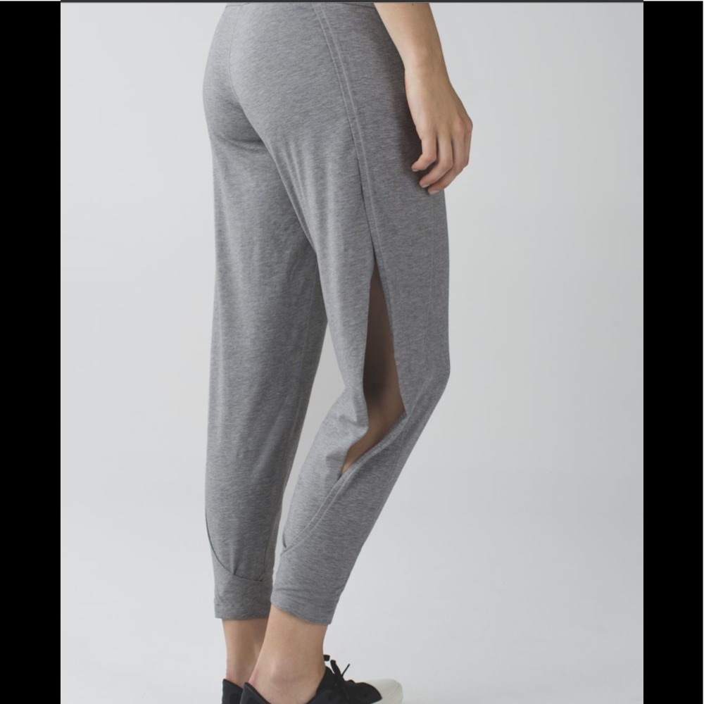 Lululemon Superb Pants In Medium Grey size 8